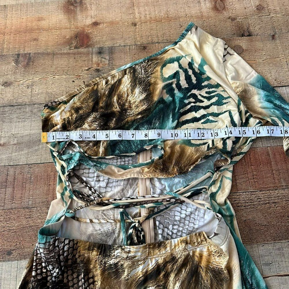 Fashion Nova Be Down For Me Mini Dress Cold Shoulder Animal Print Belly Cut out - Picture 2 of 7